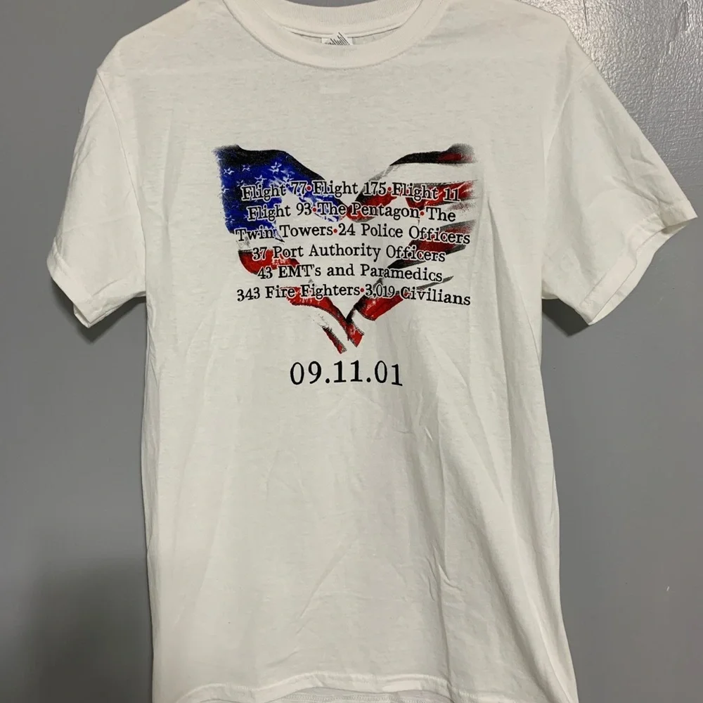 vintage t-shirt from‎ the tragedy of 09.11.21 size S